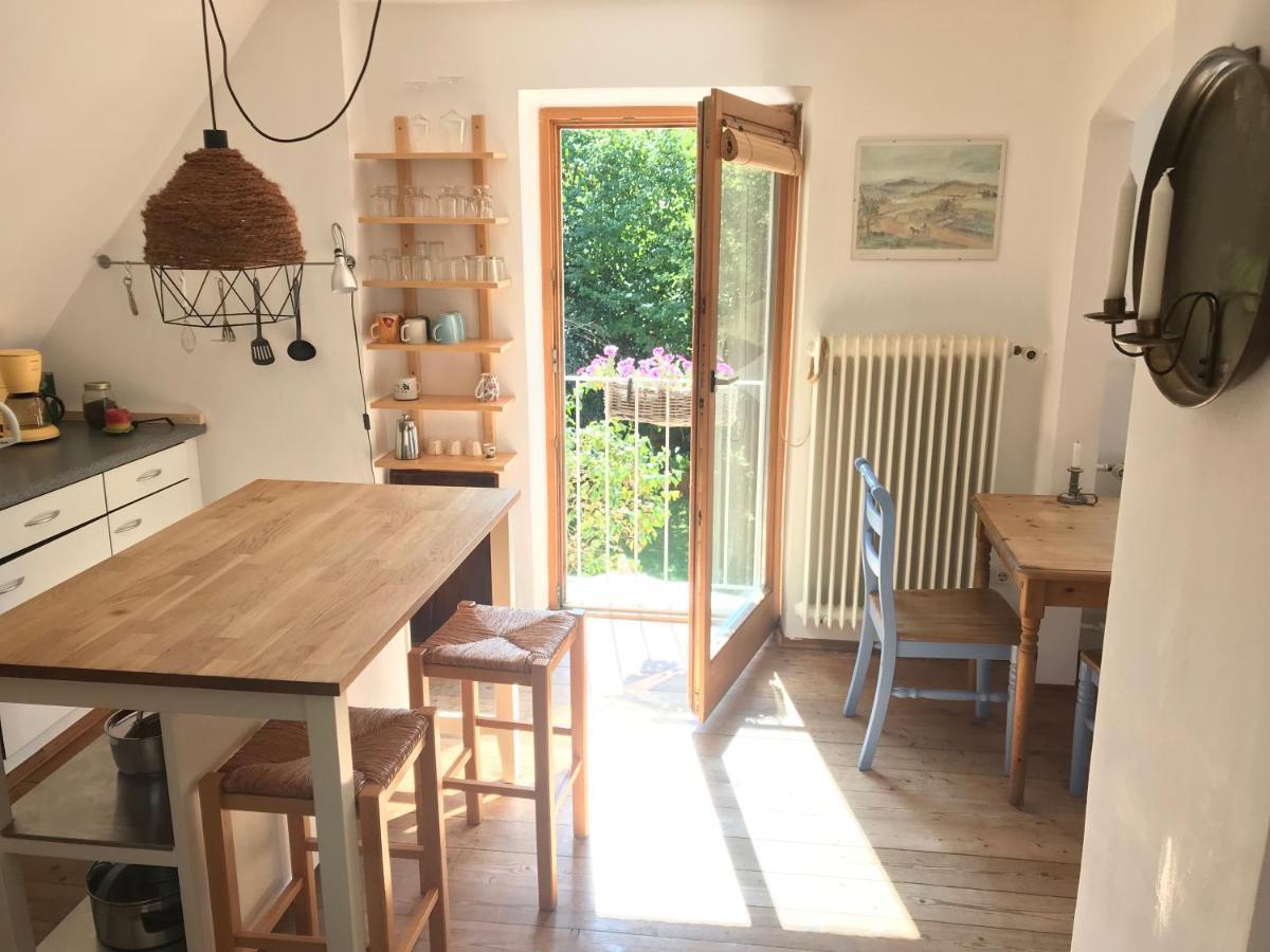 Charmante Altbau-Dg-Wohnung Munich Extérieur photo