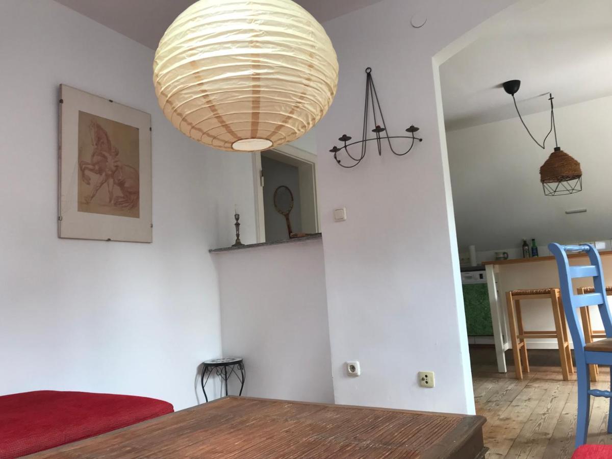 Charmante Altbau-Dg-Wohnung Munich Extérieur photo